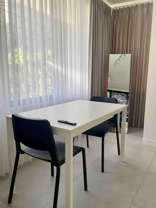 The Drupadi Apartments Studio Peka 세미냑